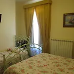 H24 Bed and Breakfast 3*