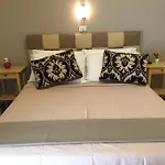 H24 Bed and Breakfast Ραγκούσα