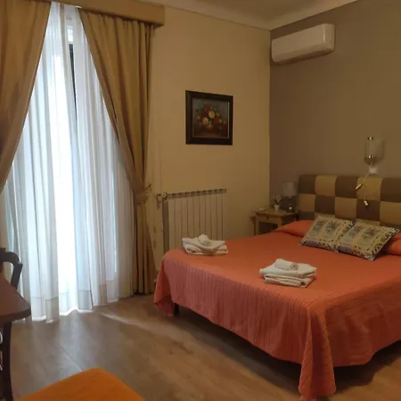 H24 Bed & Breakfast 3*