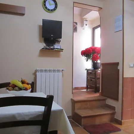 H24 Bed & Breakfast 3*