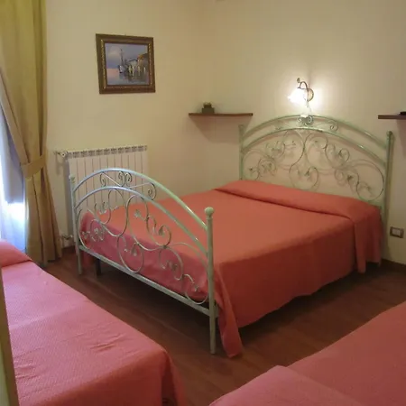 Bed & Breakfast H24 3*