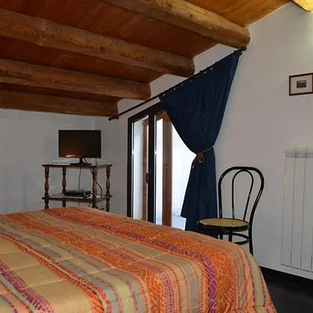 H24 Bed & Breakfast