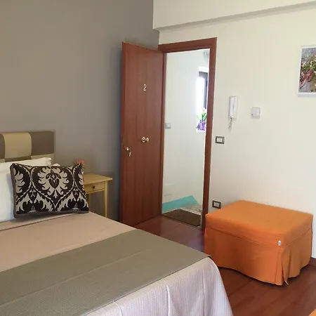 Bed & Breakfast H24 3*